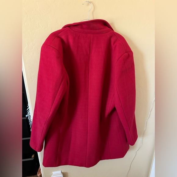 Men’s red trench coat - Picture 2 of 2